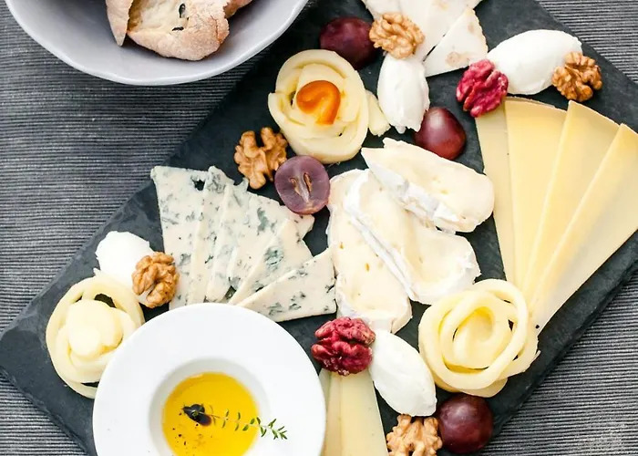 ホテル Neptun Badacsony バダチョニトマイ